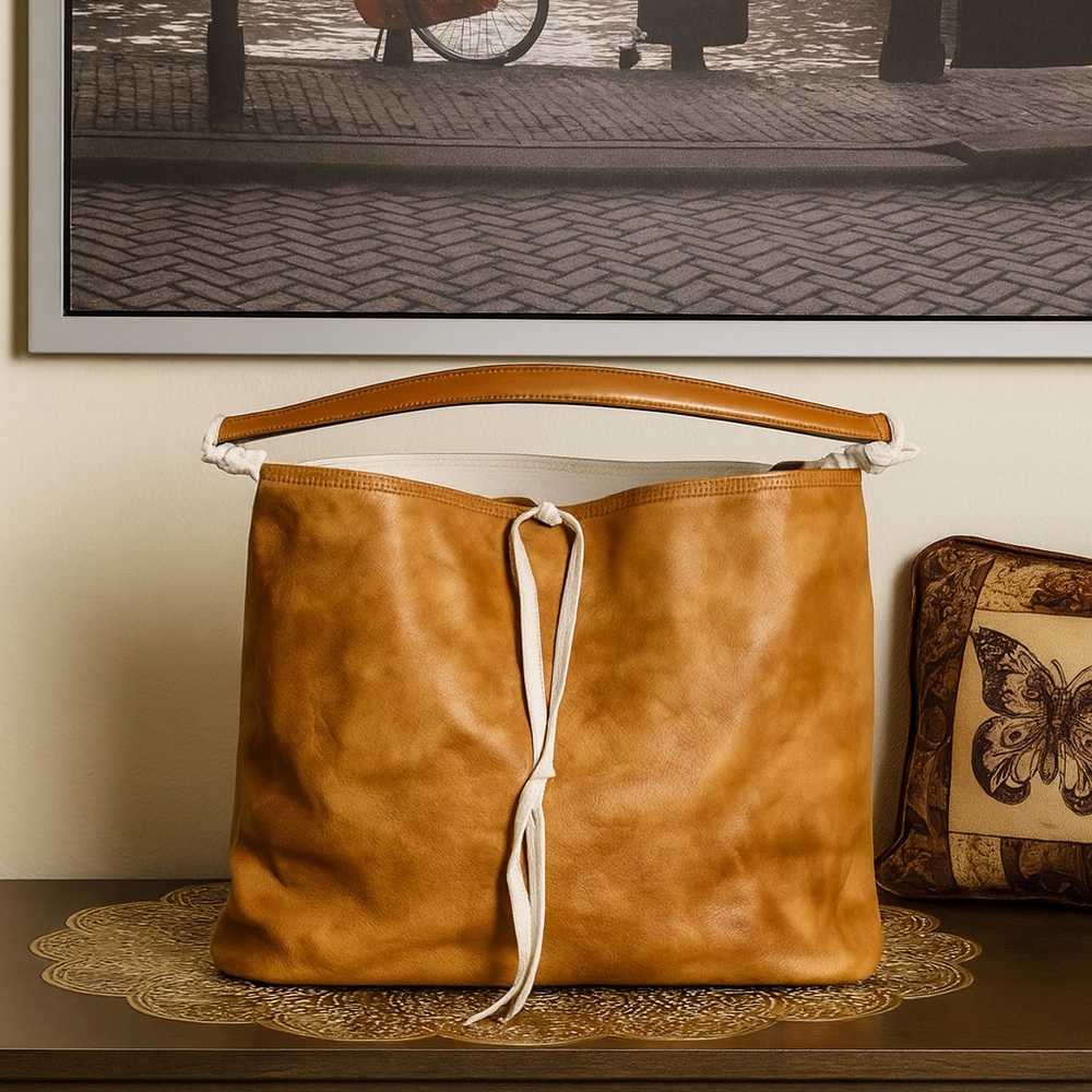 Genuine leather Tan shoulder bag